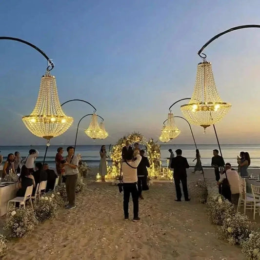 Luxury Metal Arch Drape with Suspend Chandelier Lights